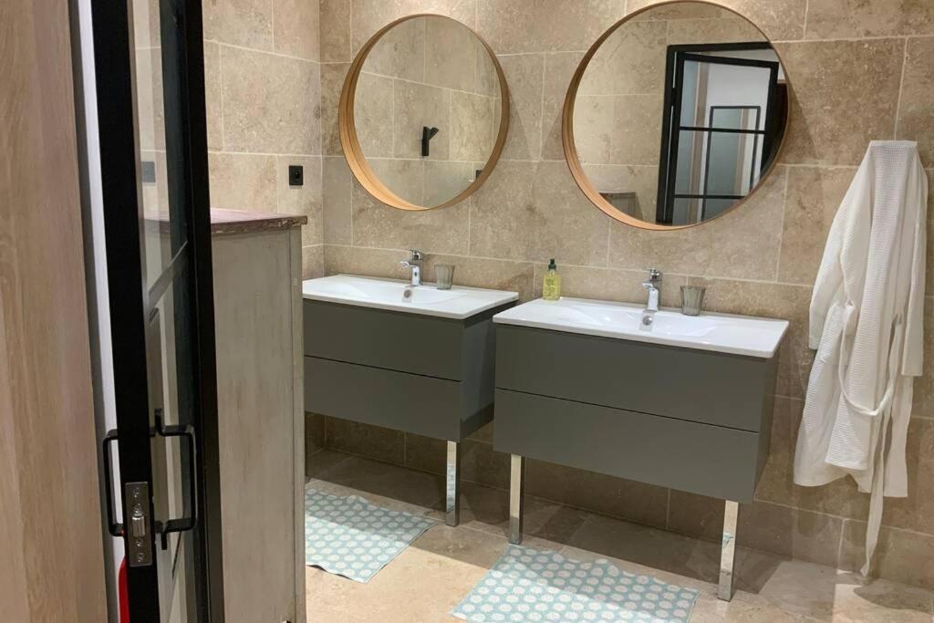 Gite Dans Les Pins Avec Piscine Vila Mazan Exterior foto