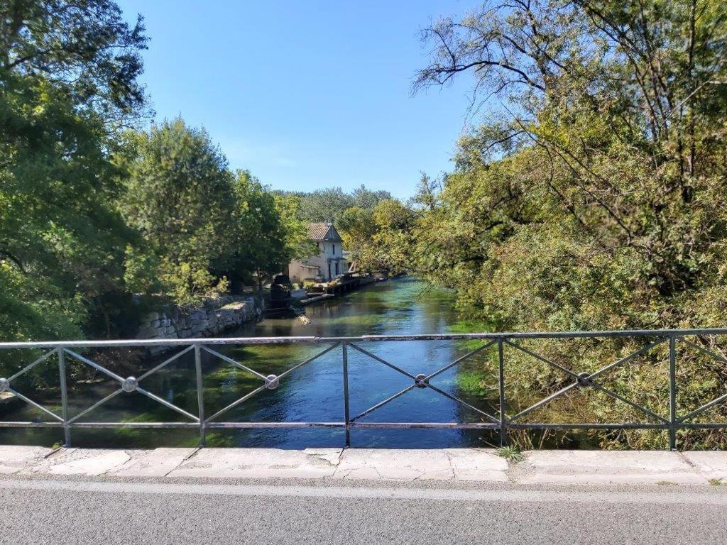Gite Dans Les Pins Avec Piscine Vila Mazan Exterior foto