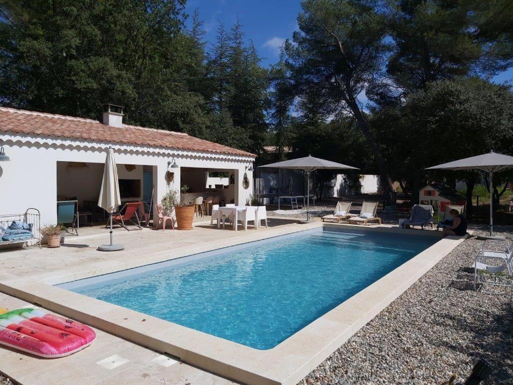 Gite Dans Les Pins Avec Piscine Vila Mazan Exterior foto