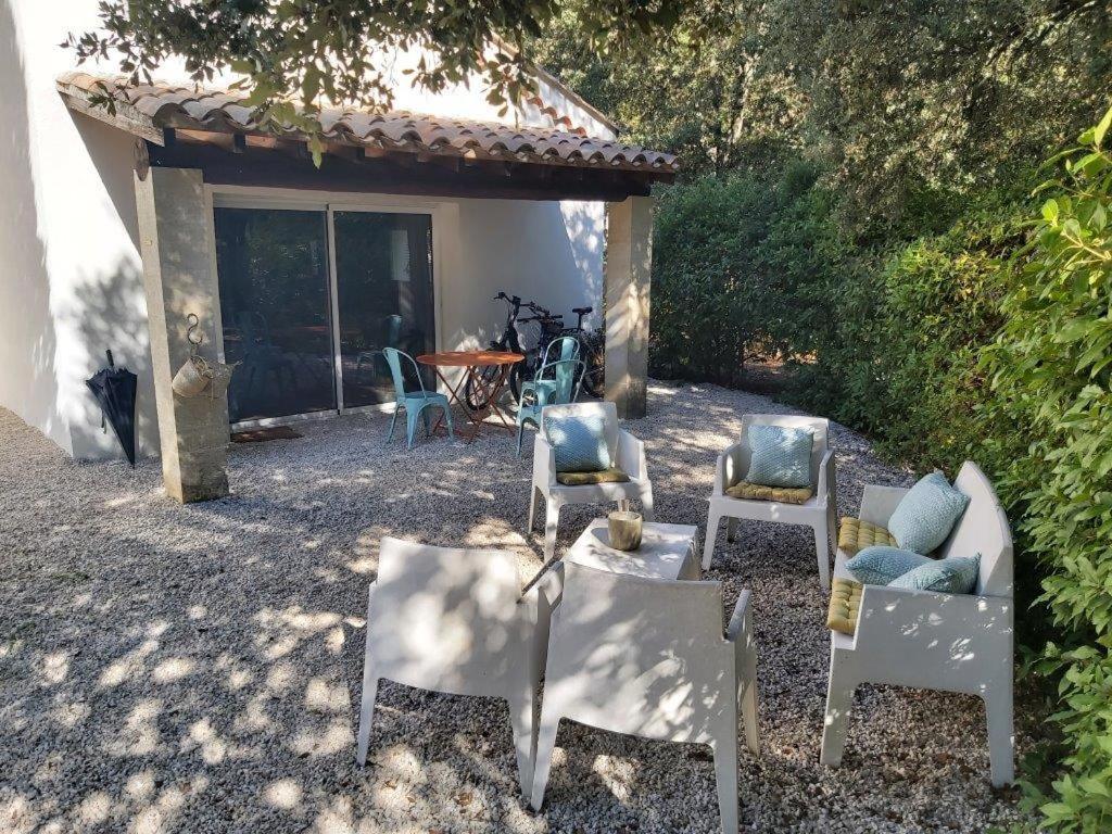 Gite Dans Les Pins Avec Piscine Vila Mazan Exterior foto